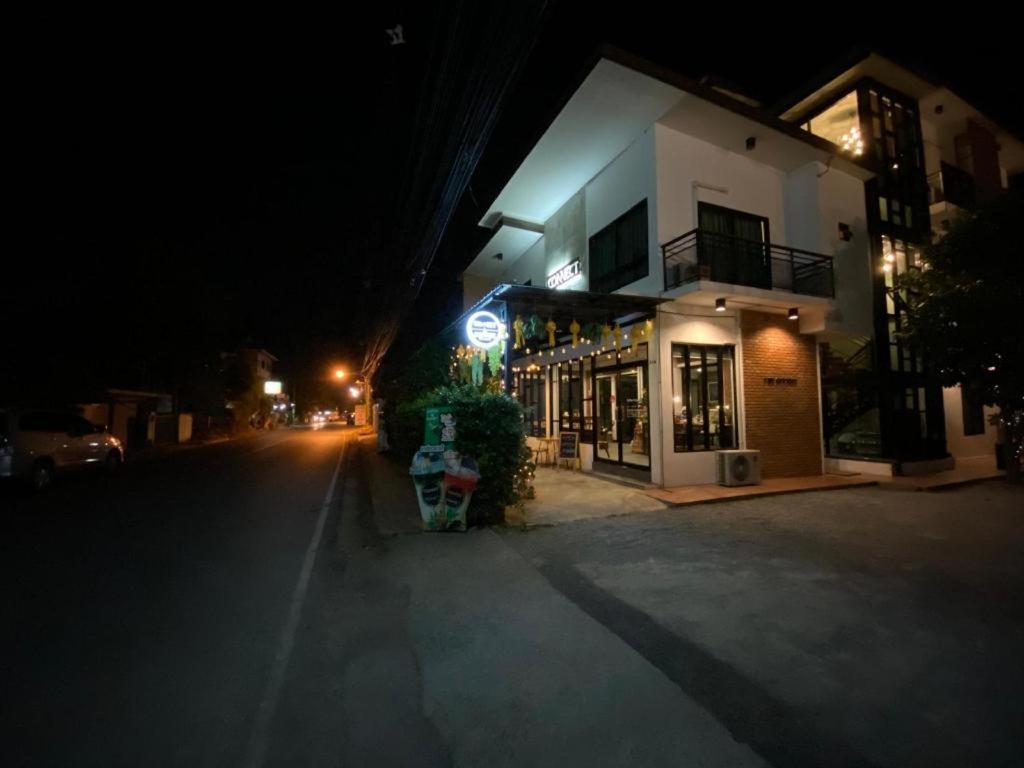 The Connect Chiang Mai Hotel Exterior photo