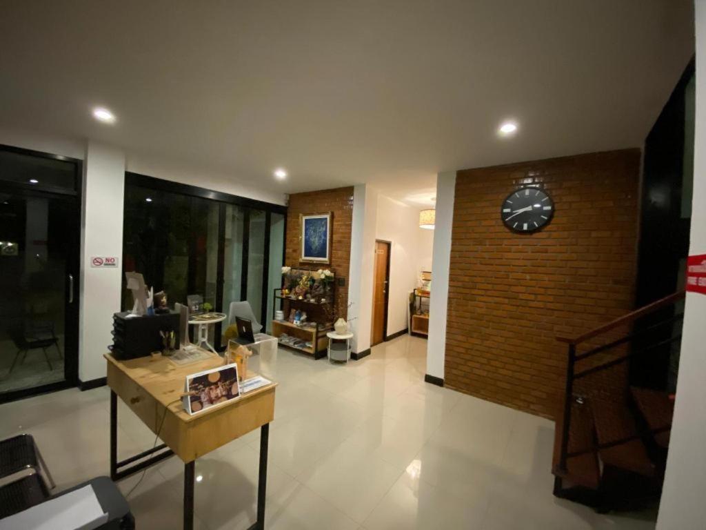The Connect Chiang Mai Hotel Exterior photo